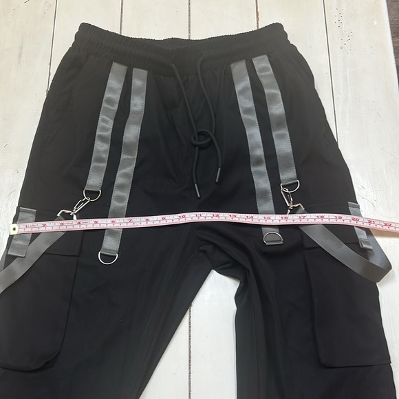 Manfinity Men's Flap Pocket Cargo Pants With Straps size M - Picture 6 of 9